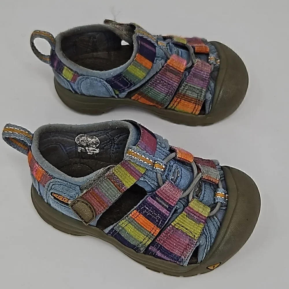 Keen Girls Outdoor Watershoes Blue/Coliful Stripes Hook&Loop Adjustable Sz 5